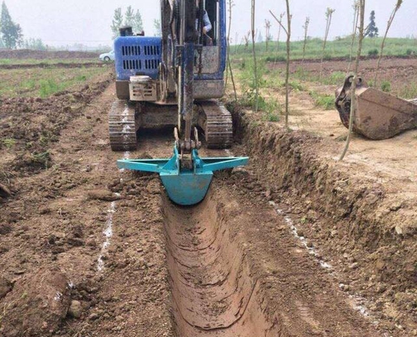 U型水渠機挖斗,U型現(xiàn)澆水渠機